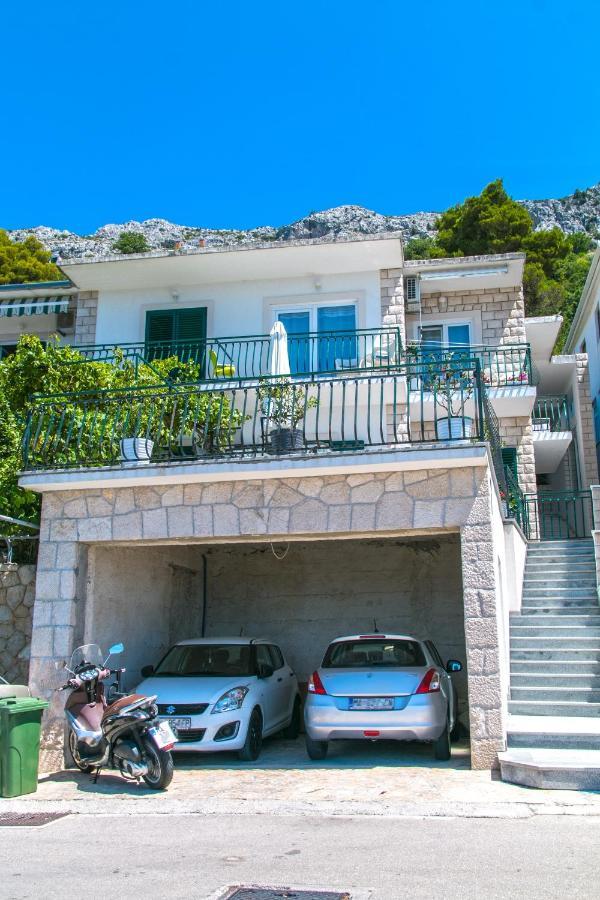 Apartments With A Parking Space Brela, Makarska - 16603 Екстериор снимка