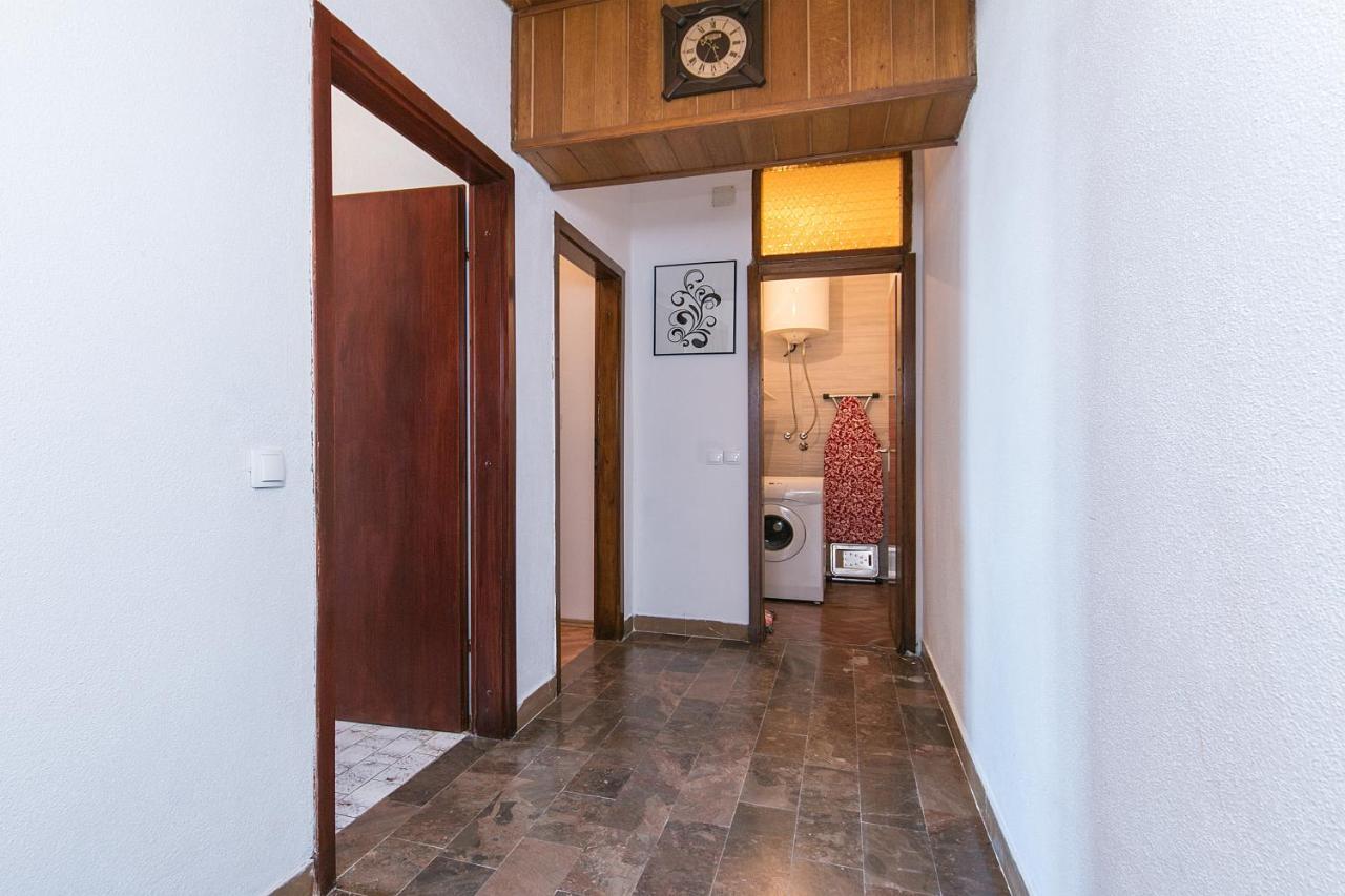 Apartments With A Parking Space Brela, Makarska - 16603 Екстериор снимка