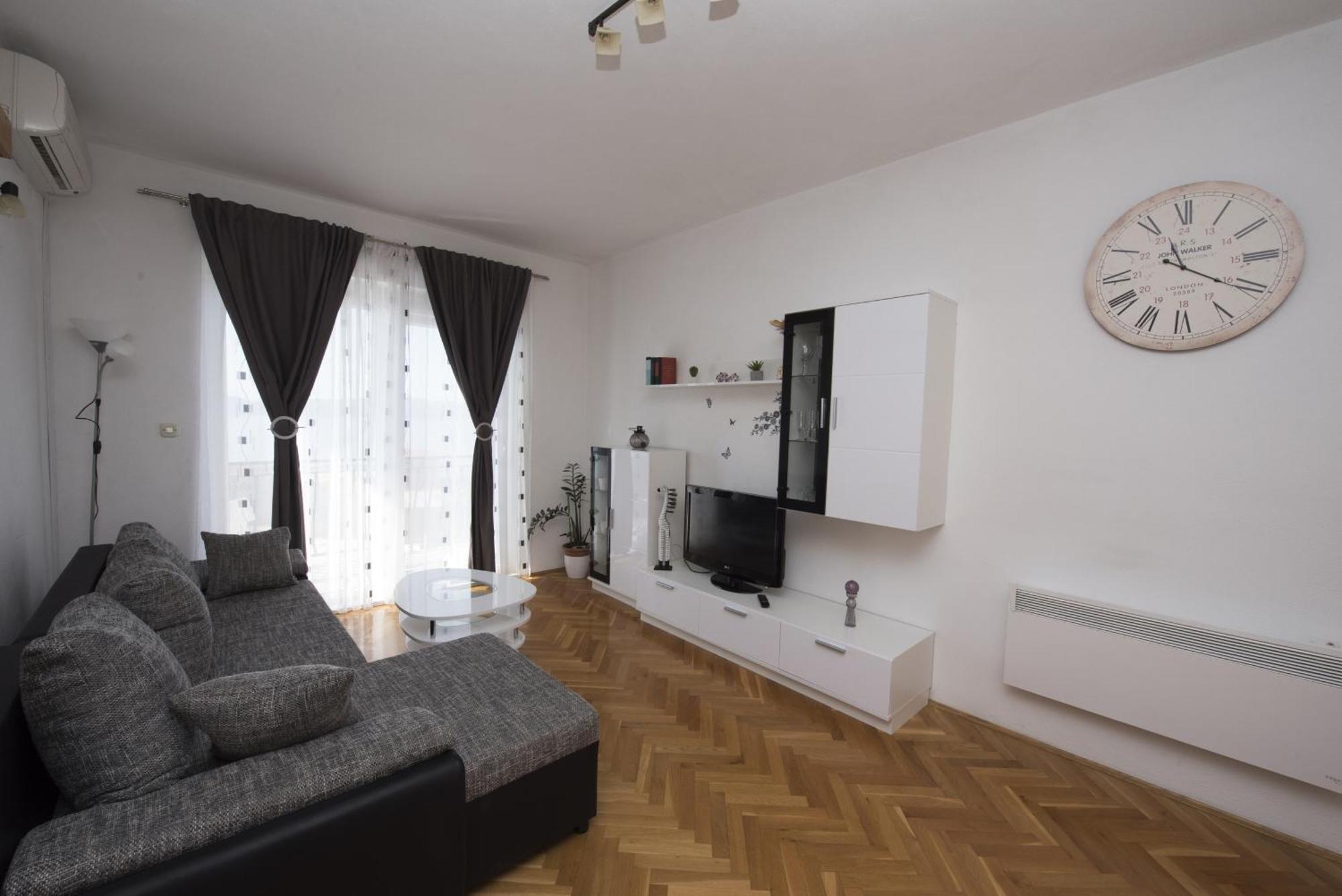Apartments With A Parking Space Brela, Makarska - 16603 Стая снимка