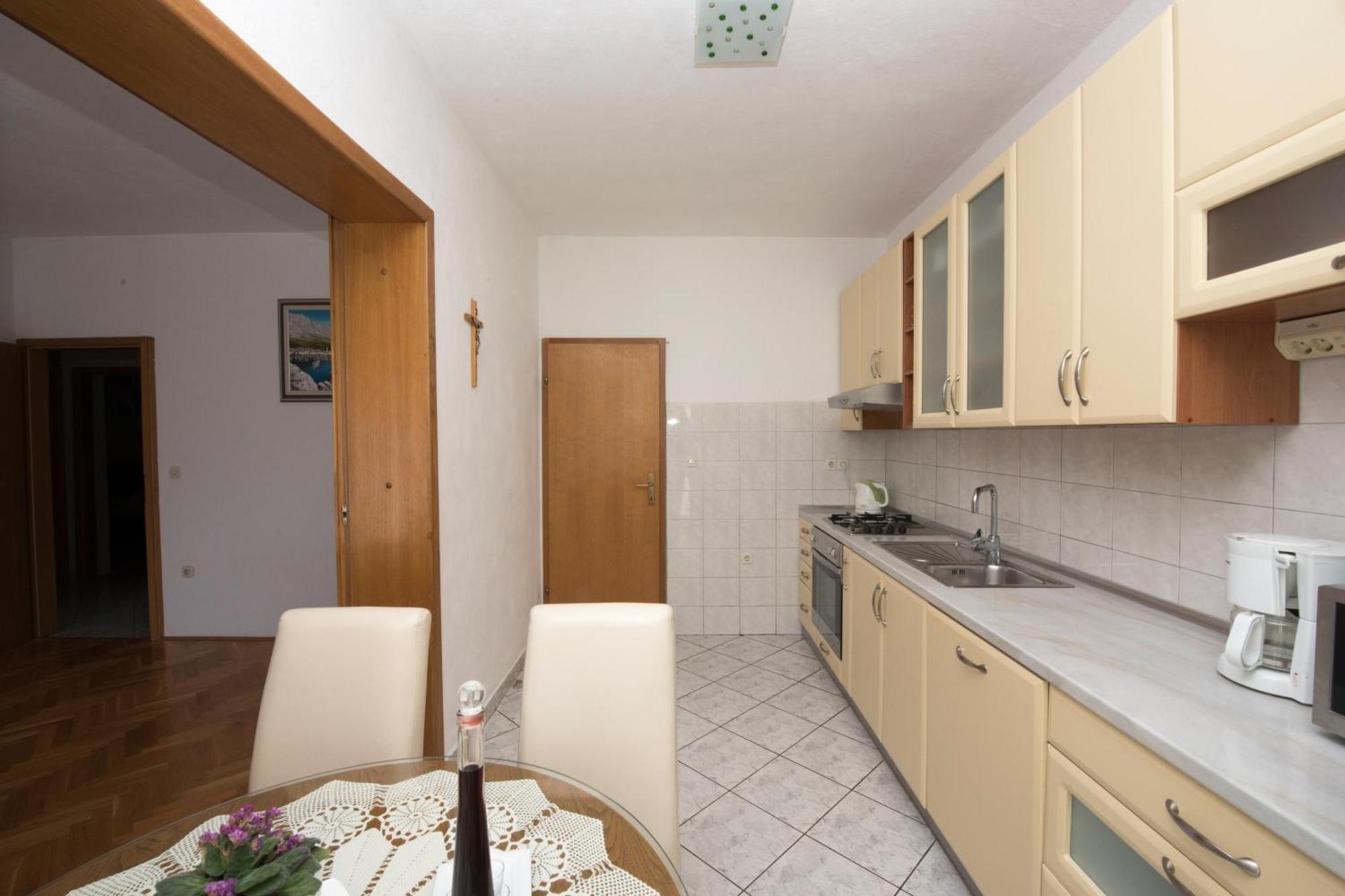 Apartments With A Parking Space Brela, Makarska - 16603 Стая снимка